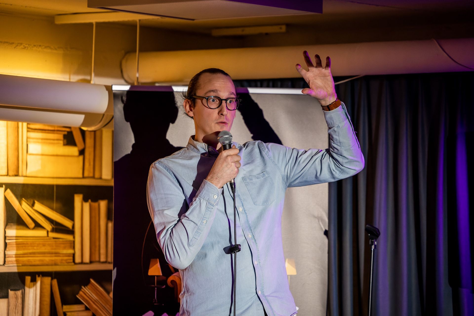 Joona Kotilainen - stand up koomikko Joensuusta